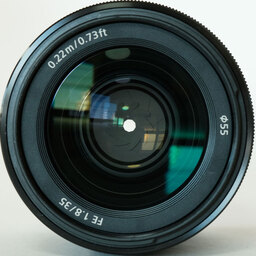 SONY FE 35mm F1.8 SEL35F18F SONY FE 35mm F1.8 SEL35F18F
