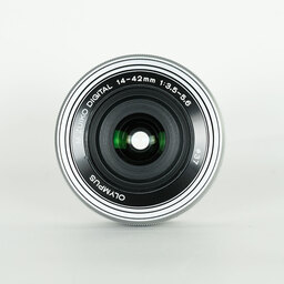 OLYMPUS M.ZUIKO DIGITAL ED 14-42mm F3.5-5.6 EZ シルバー