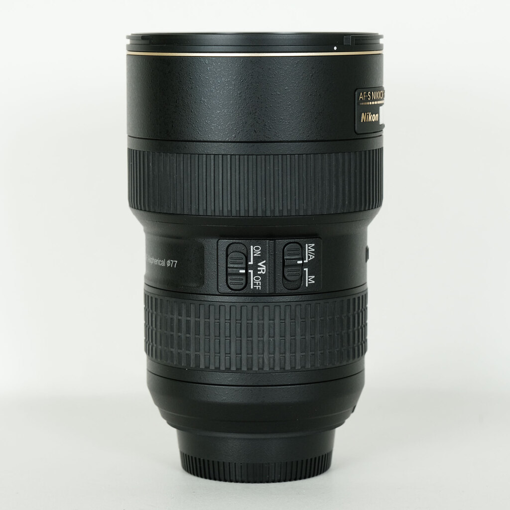 Nikon AF-S NIKKOR 16-35mm F4 G ED VR Nikon AF-S NIKKOR 16-35mm F4 G ED VR