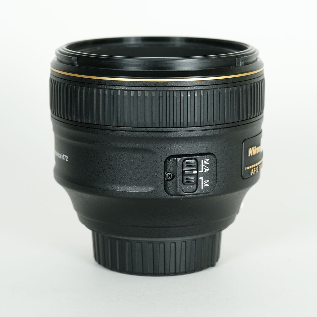 Nikon AF-S NIKKOR 58mm f/1.4G Nikon AF-S NIKKOR 58mm f/1.4G