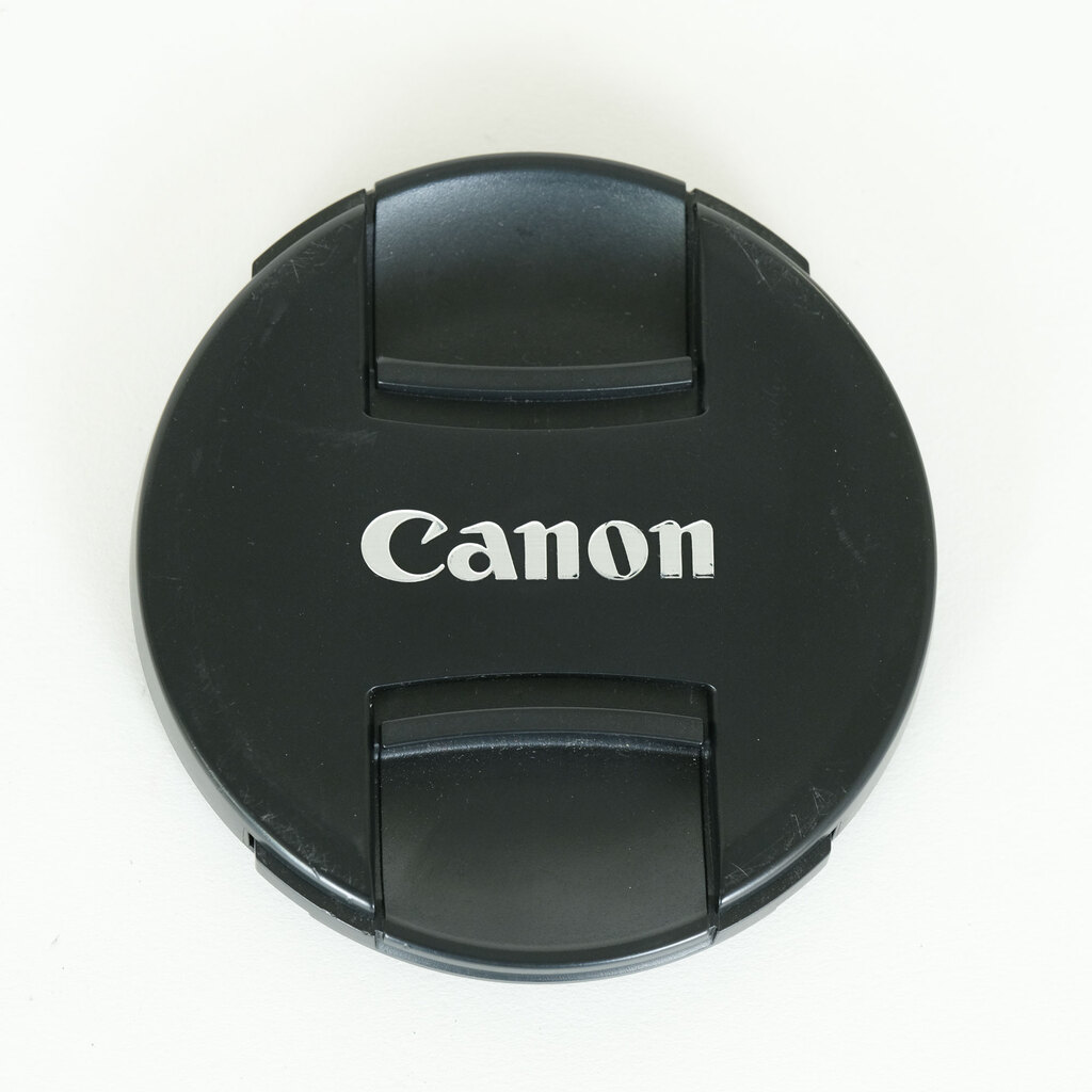 Canon RF135mm F1.8 L IS USM Canon RF135mm F1.8 L IS USM