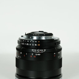 Carl Zeiss Makro Planar T* 2/50 ZF.2 [ニコンF用]