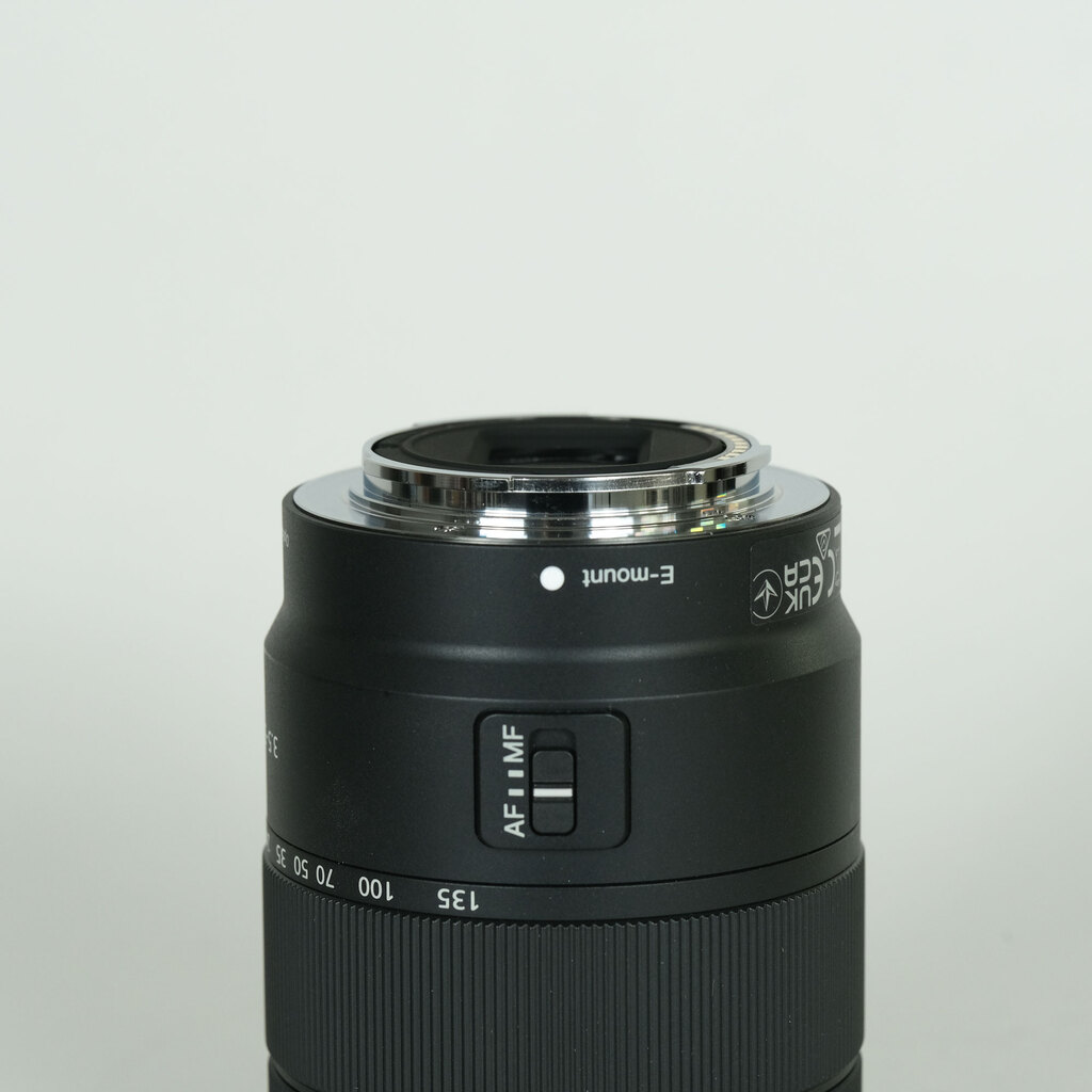 SONY E 18-135mm F3.5-5.6 OSS SEL18135 SONY E 18-135mm F3.5-5.6 OSS SEL18135