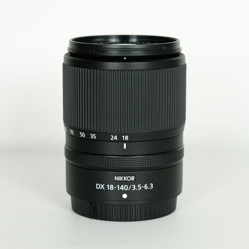 Nikon NIKKOR Z DX 18-140mm f/3.5-6.3 VR Nikon NIKKOR Z DX 18-140mm f/3.5-6.3 VR