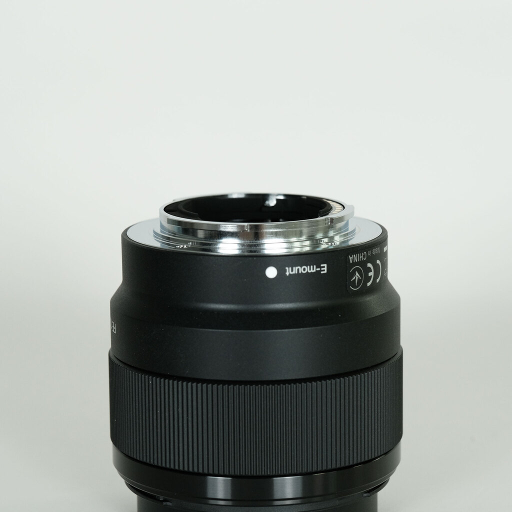 SONY FE 50mm F1.8 SEL50F18F SONY FE 50mm F1.8 SEL50F18F
