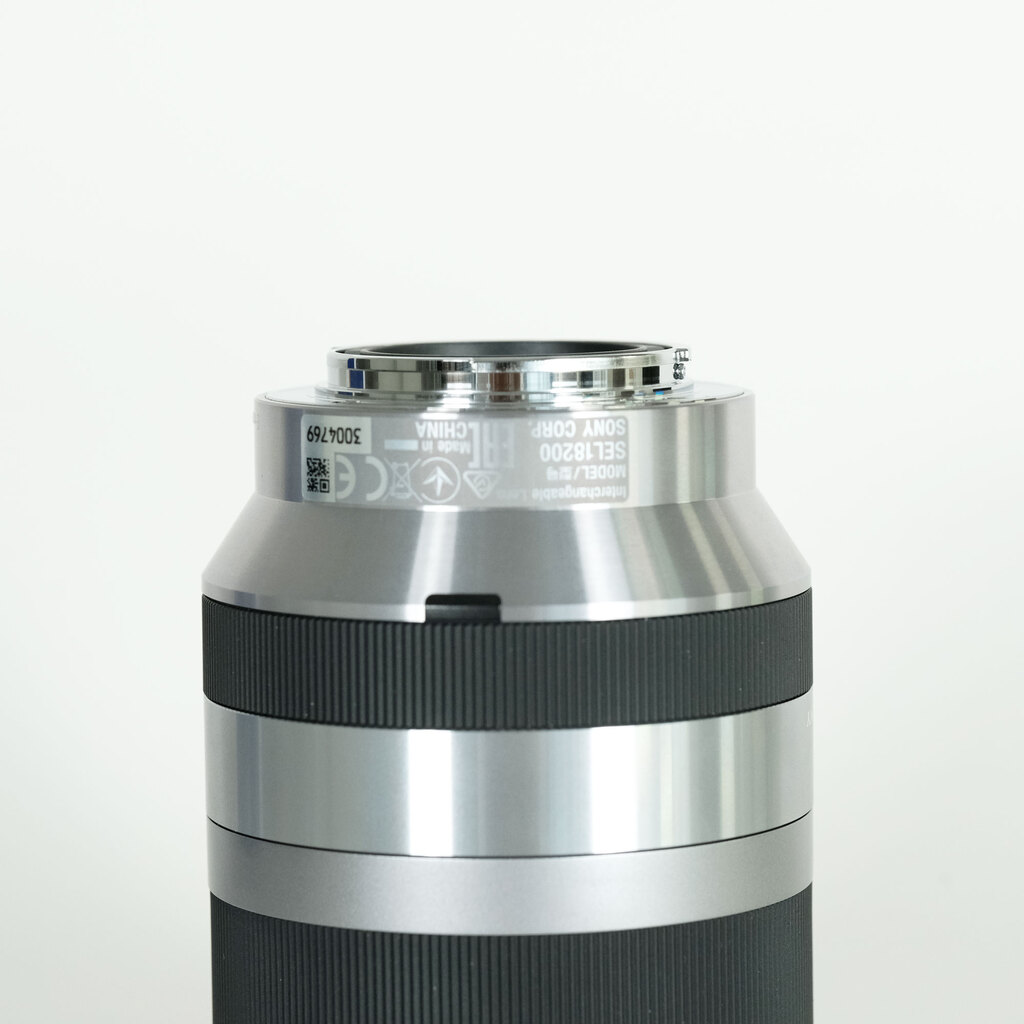 SONY E18-200mm F3.5-6.3 OSS SEL18200