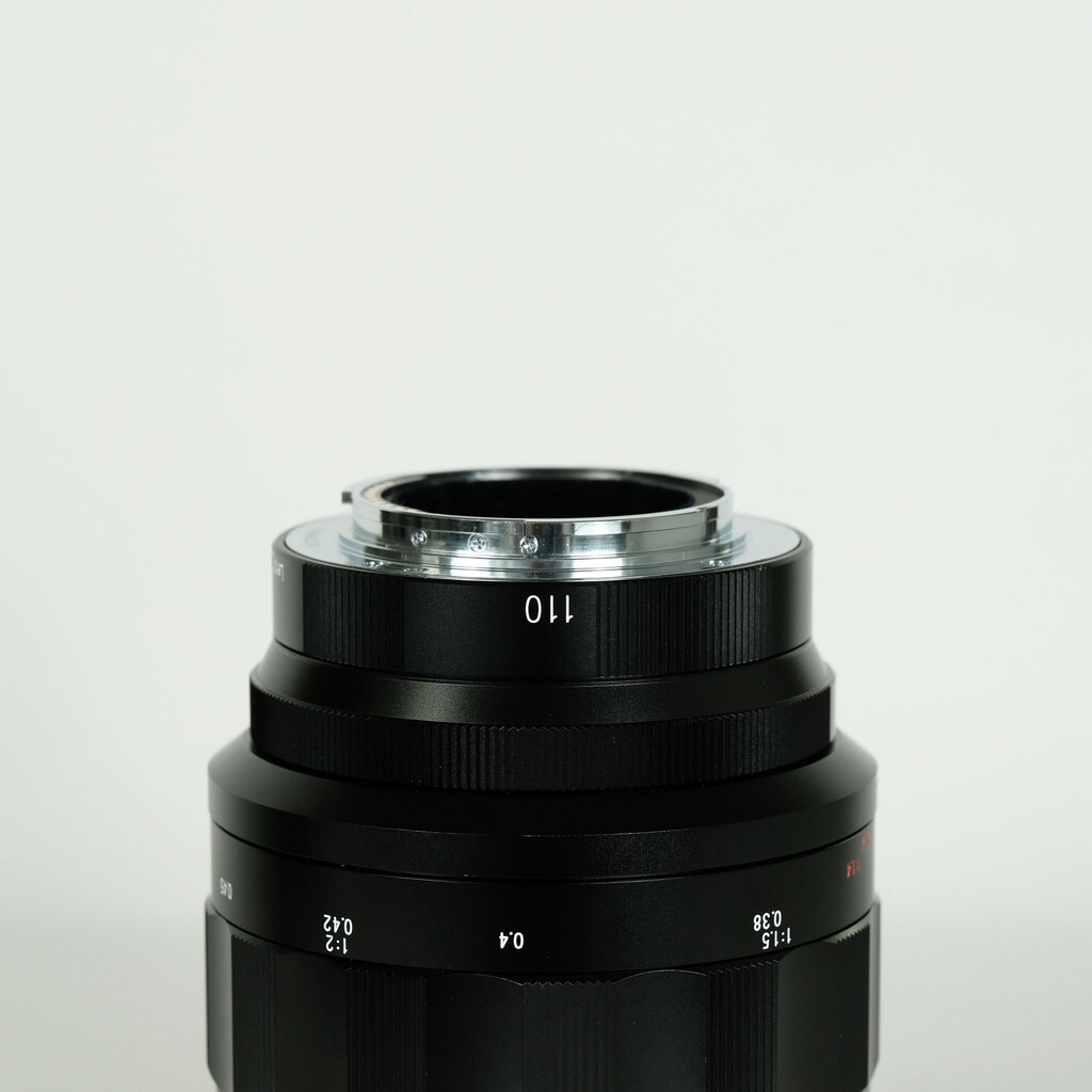 Voigtlander MACRO APO-LANTHAR 110mm F2.5 E-mount(ソニーE用) Voigtlander MACRO APO-LANTHAR 110mm F2.5 E-mount(ソニーE用)