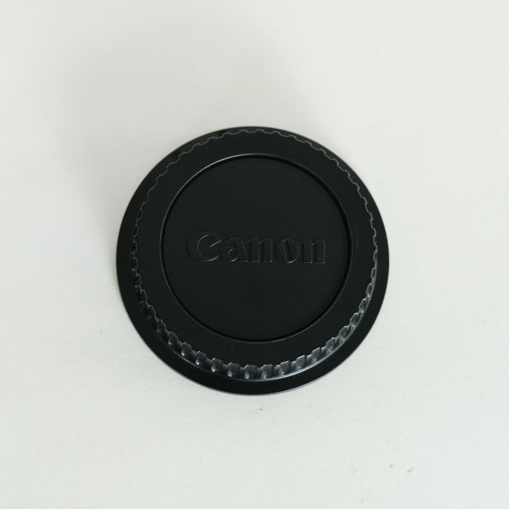 Canon EF-S24mm F2.8 STM Canon EF-S24mm F2.8 STM