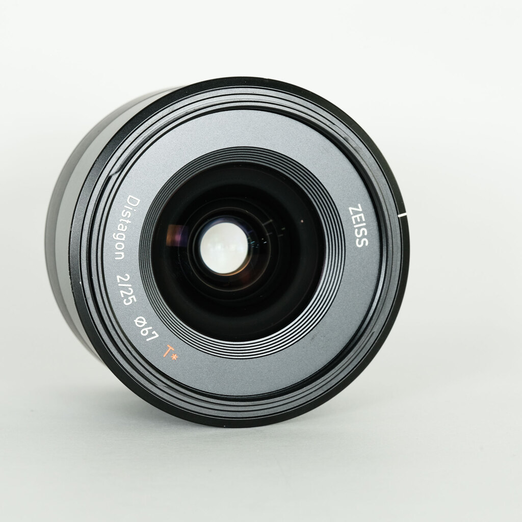 Carl Zeiss Batis 2/25 [ソニーE用]