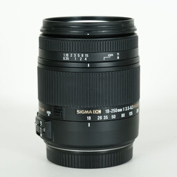 SIGMA 18-250mm F3.5-6.3 DC MACRO OS HSM (キヤノンEF用)の出品