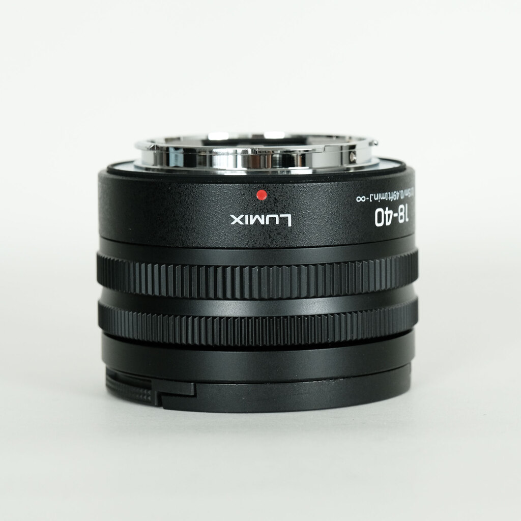 Panasonic LUMIX S 18-40mm F4.5-6.3 Panasonic LUMIX S 18-40mm F4.5-6.3