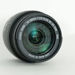 SIGMA 18-200mm F3.5-6.3 II DC OS HSM (ニコンF用) SIGMA 18-200mm F3.5-6.3 II DC OS HSM (ニコンF用)