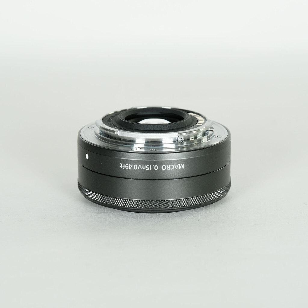 Canon EF-M22mm F2 STM Canon EF-M22mm F2 STM