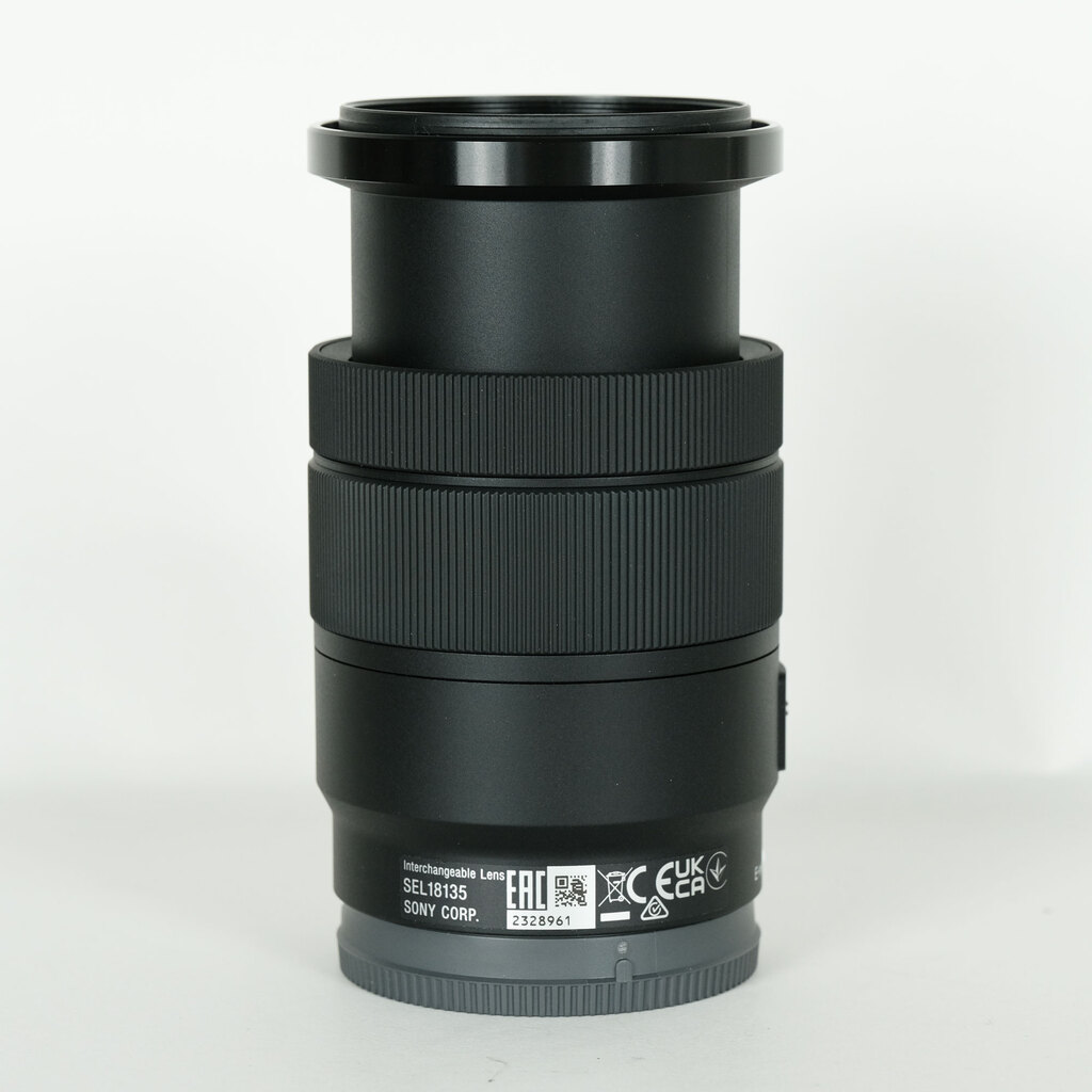未使用品　SONY SEL18135 新品)SONY (ソニー) E 18-135mm F3.5-5.6 OSS SEL18135（商品ID