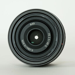 SONY FE 40mm F2.5 G SEL40F25G SONY FE 40mm F2.5 G SEL40F25G