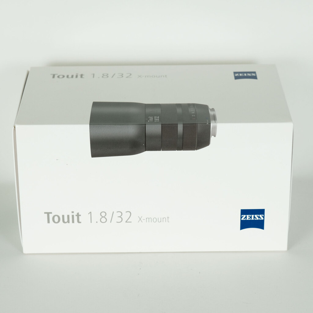 Carl Zeiss Touit 1.8/32 [フジフイルムX用]