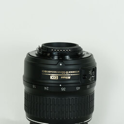 Nikon AF-S DX ED 18-55mm F3.5-5.6 GII ブラック Nikon AF-S DX ED 18-55mm F3.5-5.6 GII ブラック