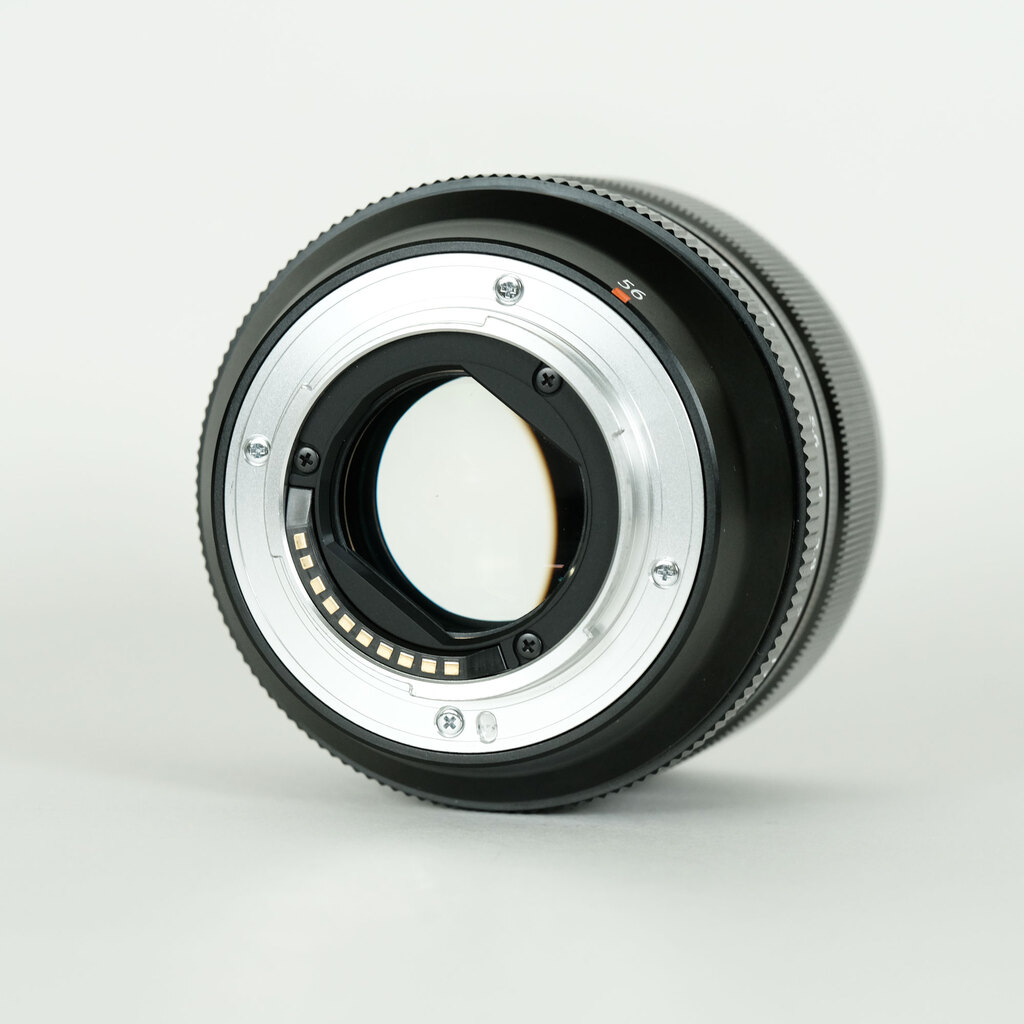 FUJIFILM XF56mmF1.2 R FUJIFILM XF56mmF1.2 R