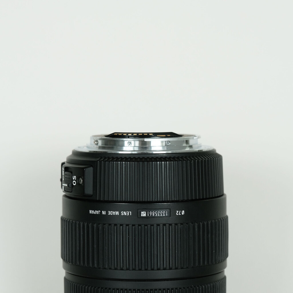 SIGMA 17-70mm F2.8-4 DC MACRO OS HSM [キヤノンEF用]の出品