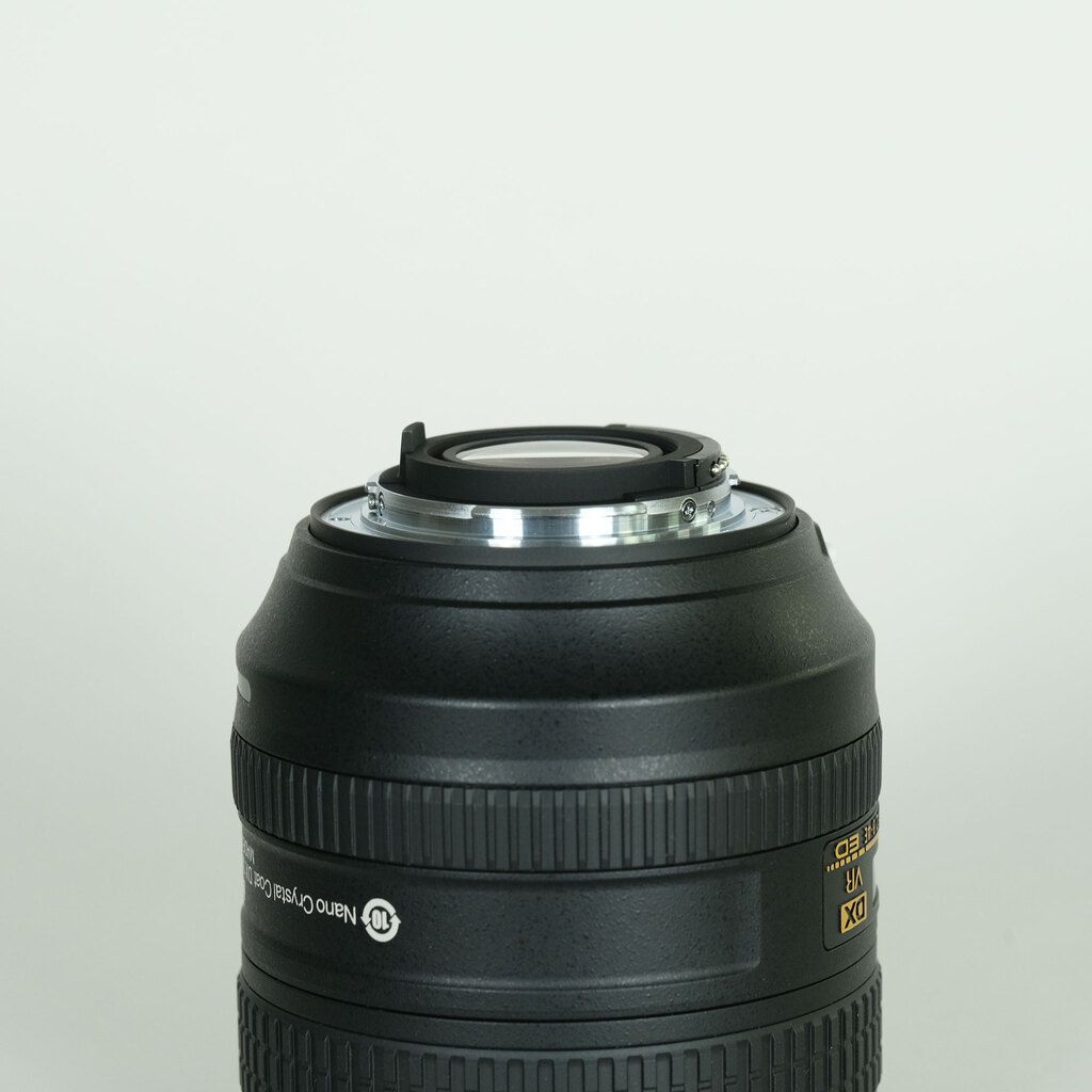 Nikon AF-S DX NIKKOR 16-80mm f/2.8-4E ED VR Nikon AF-S DX NIKKOR 16-80mm f/2.8-4E ED VR