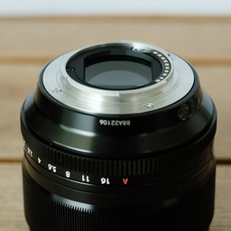 FUJIFILM XF56mmF1.2 R