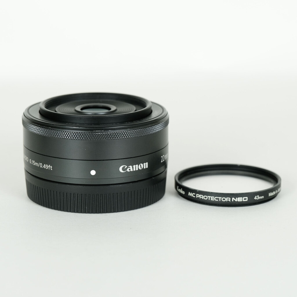 Canon EF-M22mm F2 STM