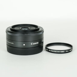 Canon EF-M22mm F2 STM
