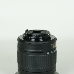 Nikon AF-P DX NIKKOR 10-20mm F4.5-5.6G VR Nikon AF-P DX NIKKOR 10-20mm F4.5-5.6G VR