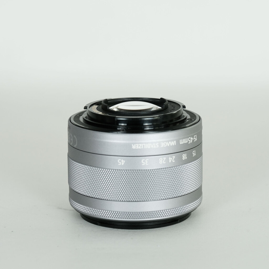 極美品】CANON EF-M 15-45mm F3.5-6.3 Canon EF-M15-45mm F3