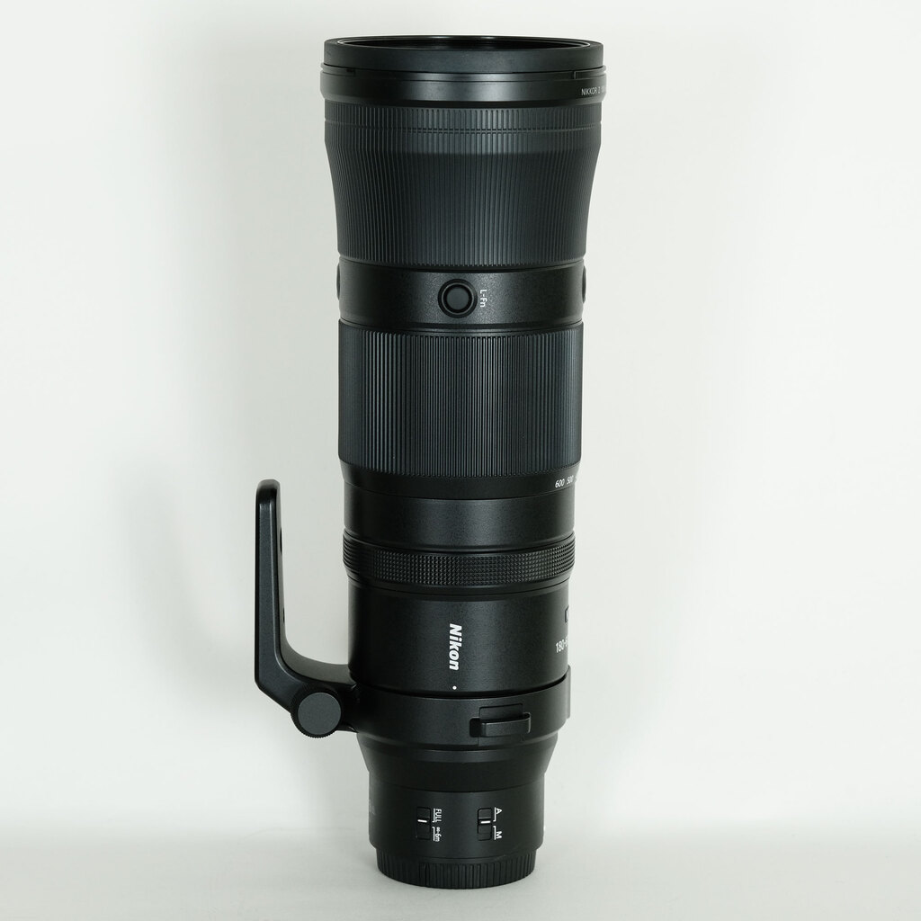 Nikon NIKKOR Z 180-600mm f/5.6-6.3 VR Nikon NIKKOR Z 180-600mm f/5.6-6.3 VR
