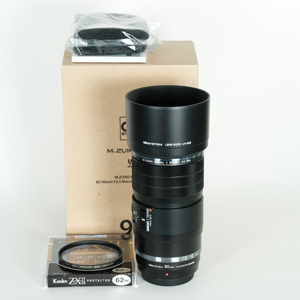 OM SYSTEM M.ZUIKO DIGITAL ED 90mm F3.5 Macro IS PRO OM SYSTEM M.ZUIKO DIGITAL ED 90mm F3.5 Macro IS PRO