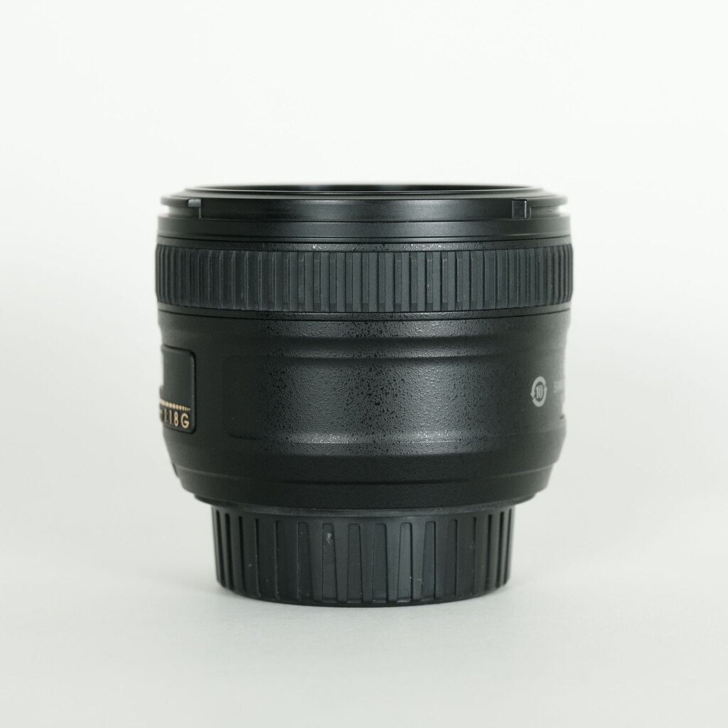 Nikon AF-S NIKKOR 50mm f/1.8G Nikon AF-S NIKKOR 50mm f/1.8G