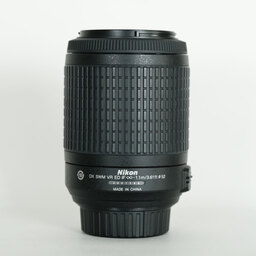 Nikon AF-S DX VR Zoom-Nikkor 55-200mm F4-5.6G IF-ED Nikon AF-S DX VR Zoom-Nikkor 55-200mm F4-5.6G IF-ED