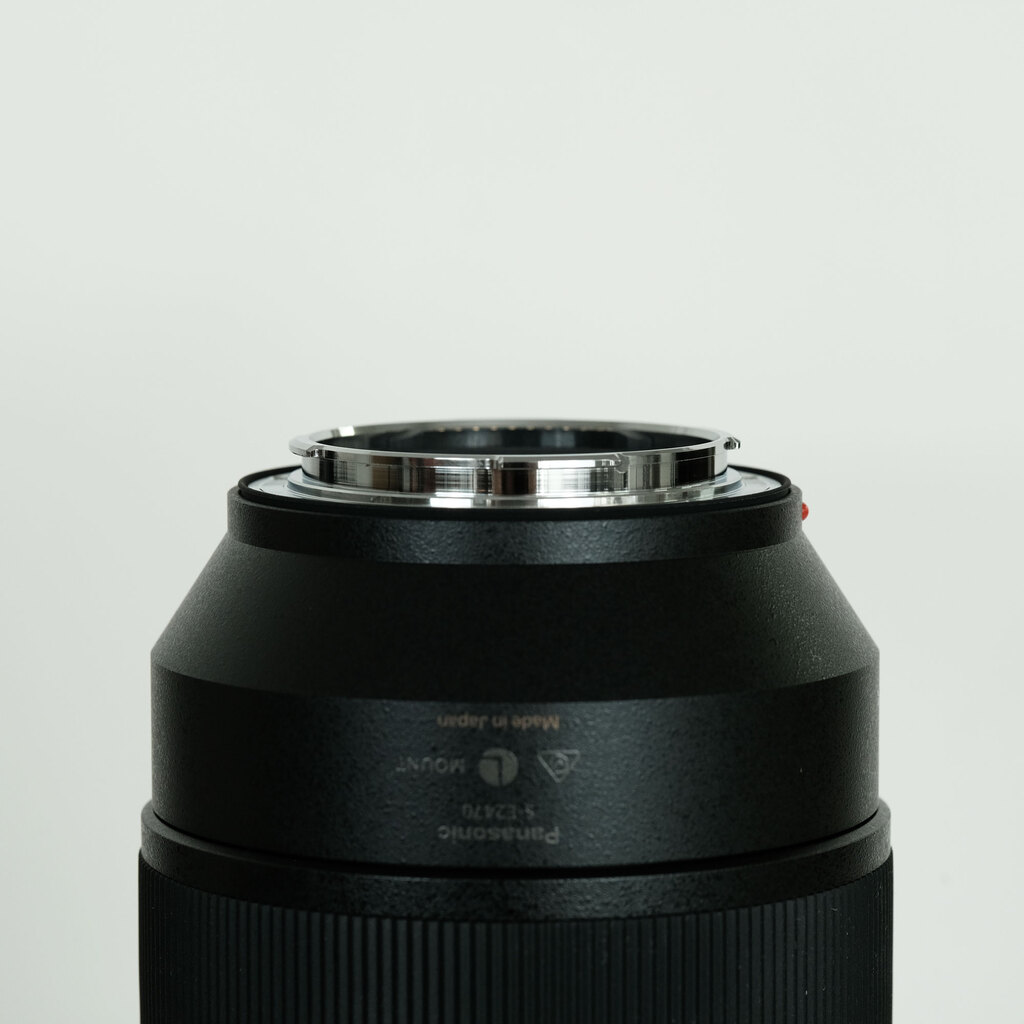 Panasonic LUMIX S PRO 24-70mm F2.8