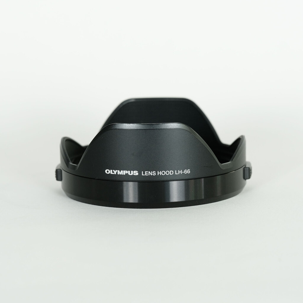 OLYMPUS M.ZUIKO DIGITAL ED 12-40mm F2.8 PRO OLYMPUS M.ZUIKO DIGITAL ED 12-40mm F2.8 PRO