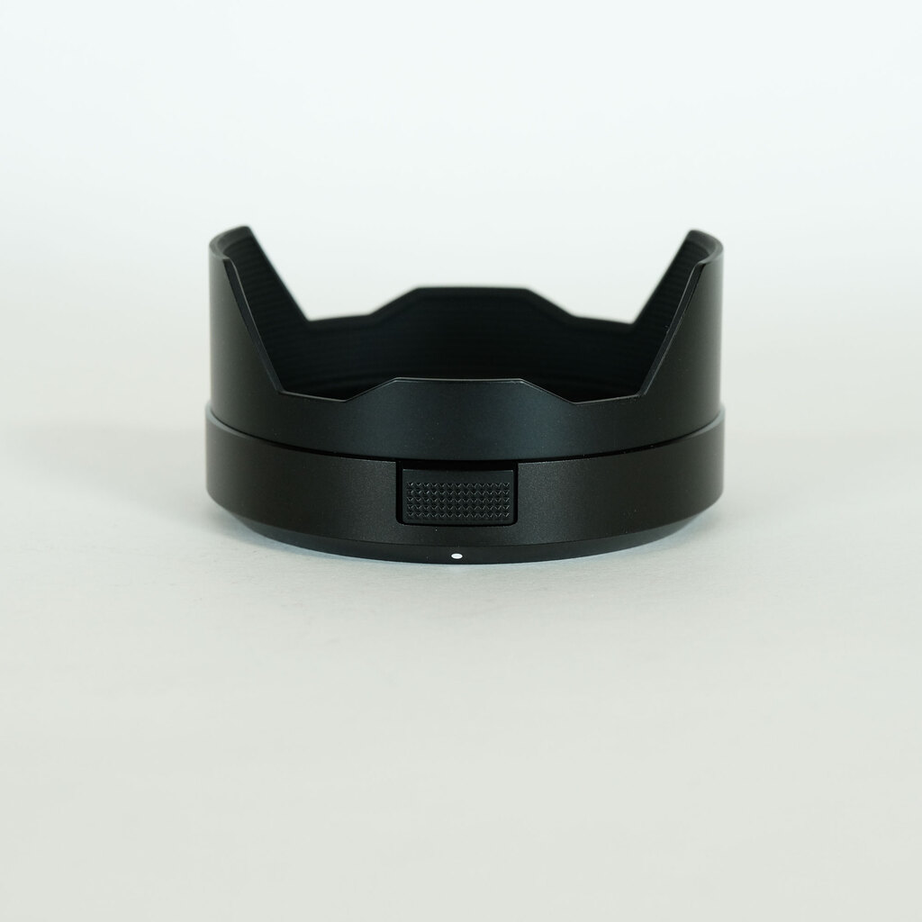 Panasonic LEICA DG VARIO-ELMARIT 12-60mm / F2.8-4.0 ASPH. / POWER O.I.S.