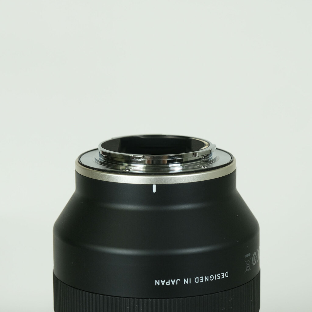 TAMRON 70-180mm F/2.8 Di III VXD (Model A056) [ ソニーE用 ]