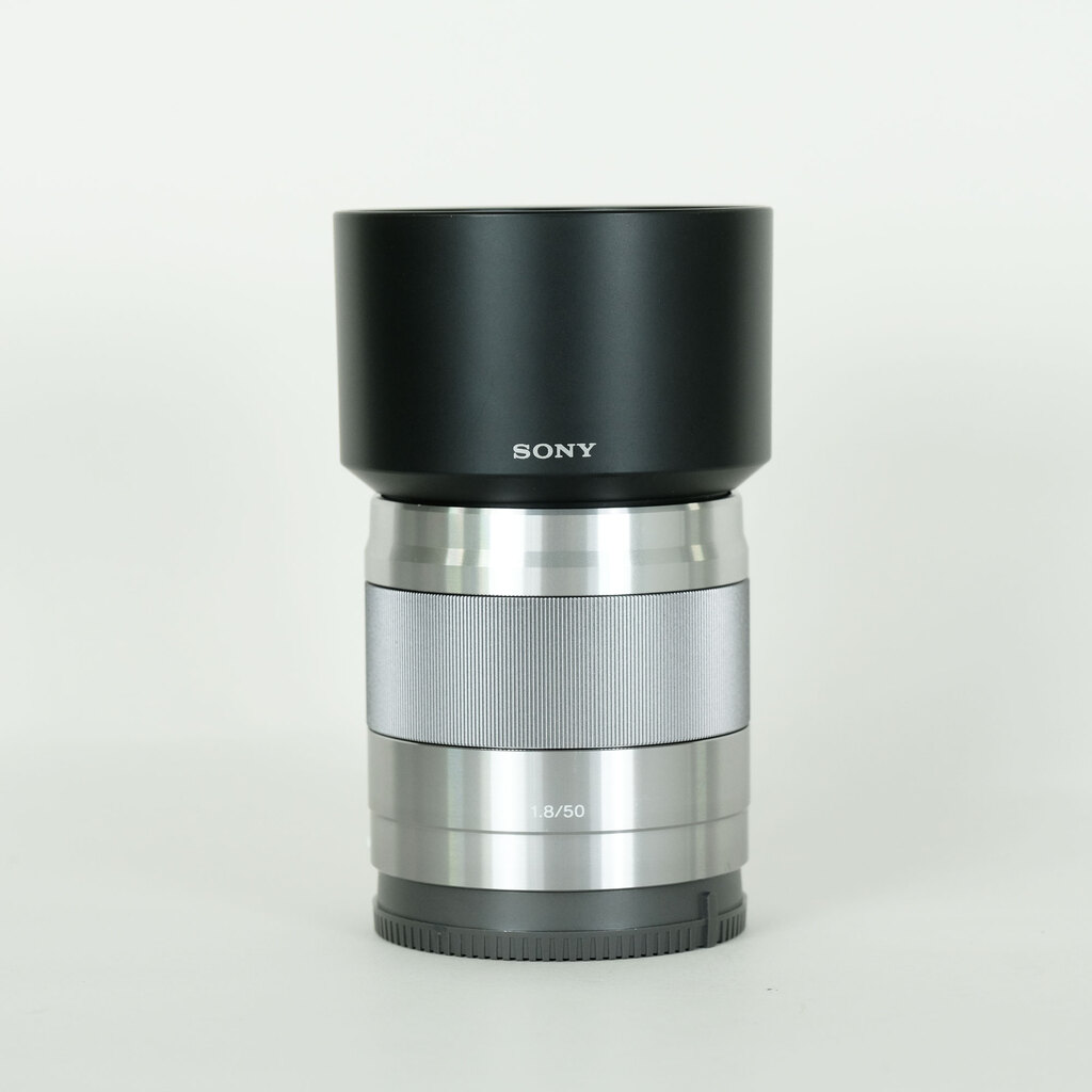 SONY E 50mm F1.8 OSS SEL50F18 SONY E 50mm F1.8 OSS SEL50F18