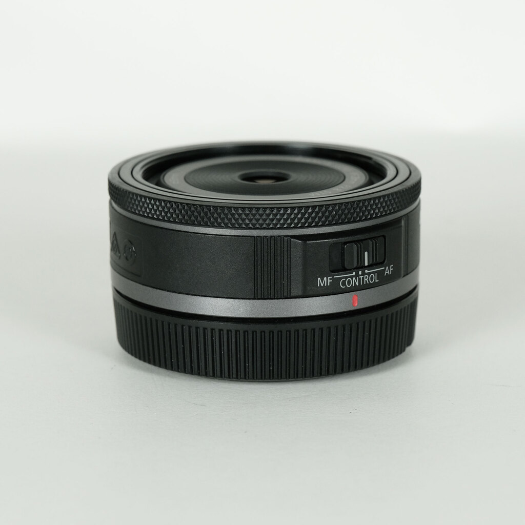 Canon RF28mm F2.8 STM