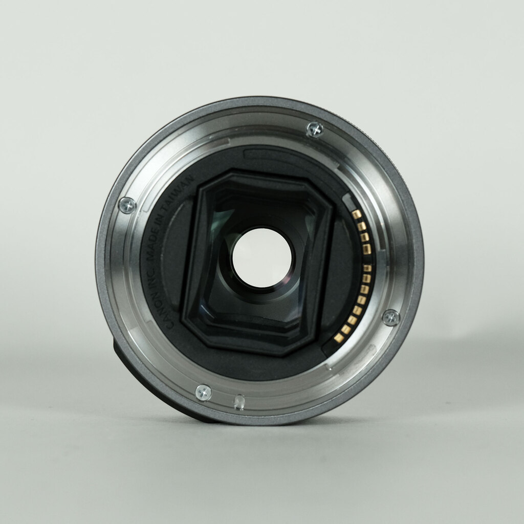 Canon RF28mm F2.8 STM