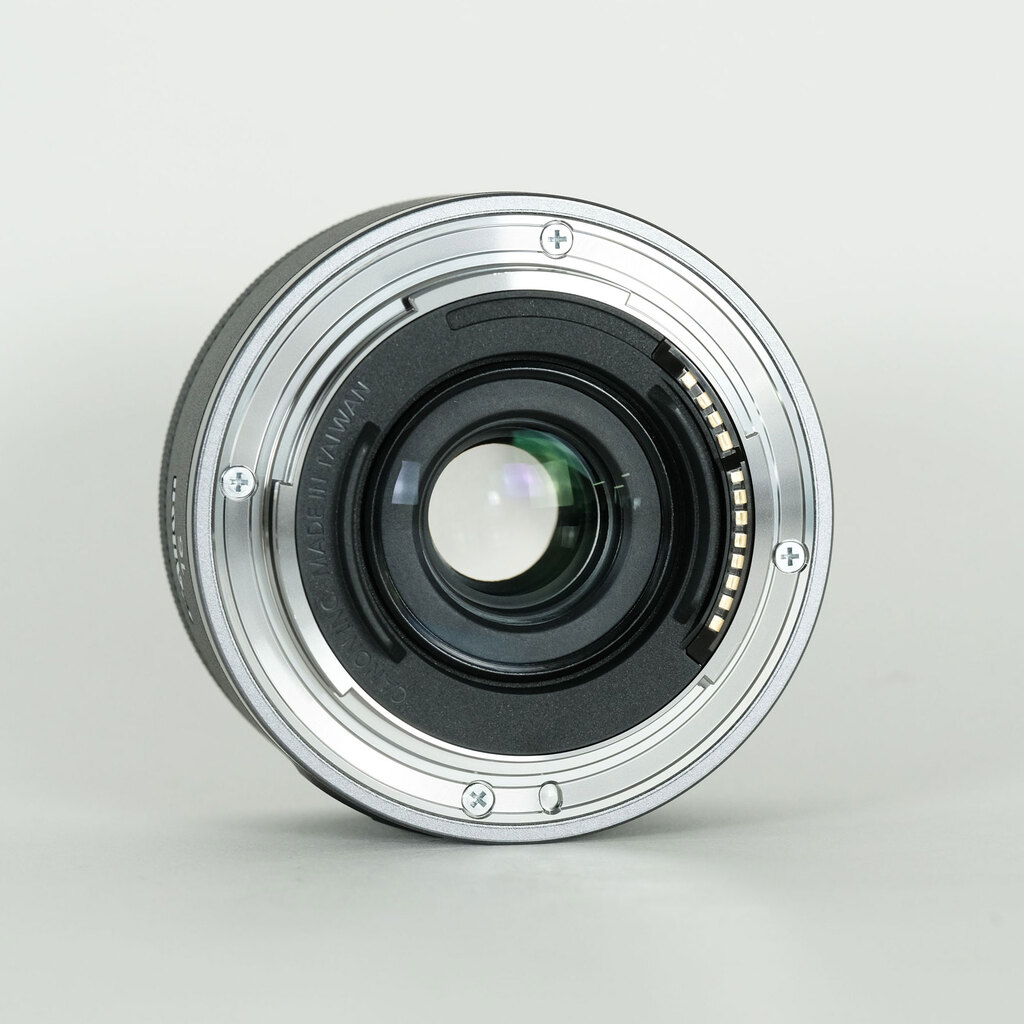 Canon RF16mm F2.8 STM Canon RF16mm F2.8 STM