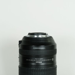 Nikon AF-S DX NIKKOR 18-300mm f/3.5-6.3G ED VR Nikon AF-S DX NIKKOR 18-300mm f/3.5-6.3G ED VR