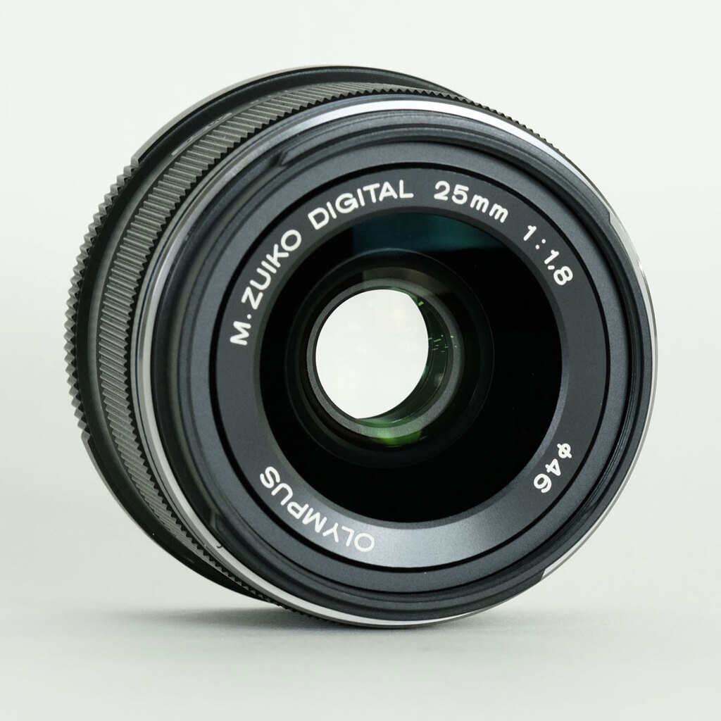 OLYMPUS M.ZUIKO DIGITAL 25mm F1.8の出品 | ONE SCENE（ワンシーン）