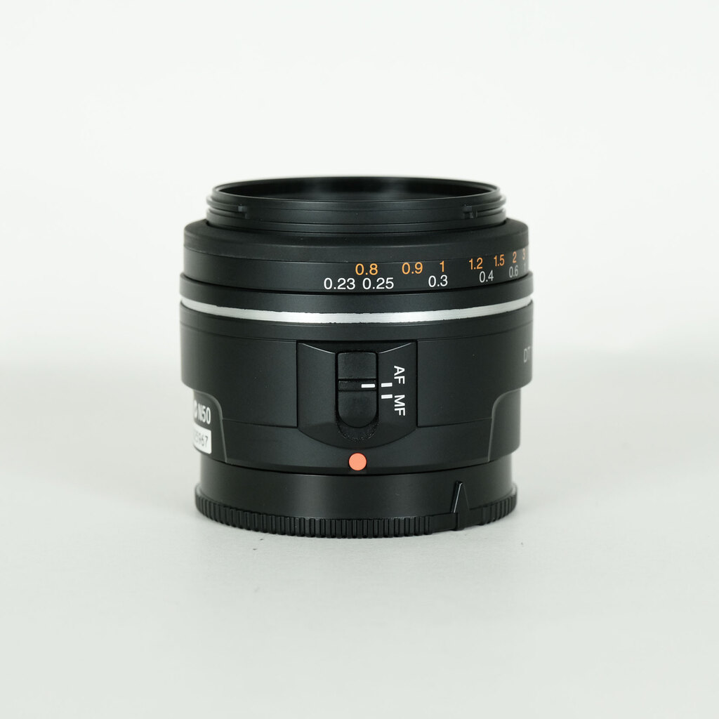 SONY DT 35mm F1.8 SAM SAL35F18