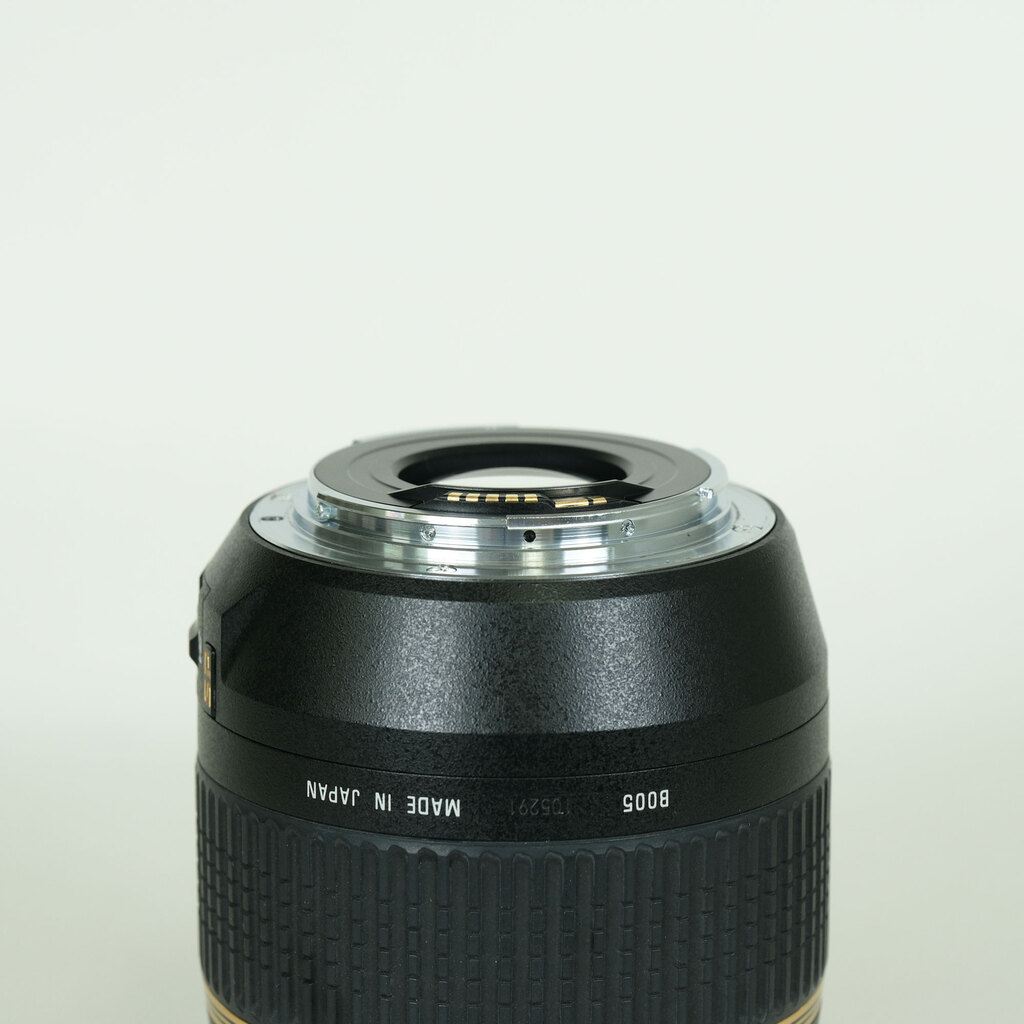 TAMRON SP 17-50mm F2.8 XR DiII VC /Model B005E (キヤノンEF用) TAMRON SP 17-50mm F2.8 XR DiII VC /Model B005E (キヤノンEF用)