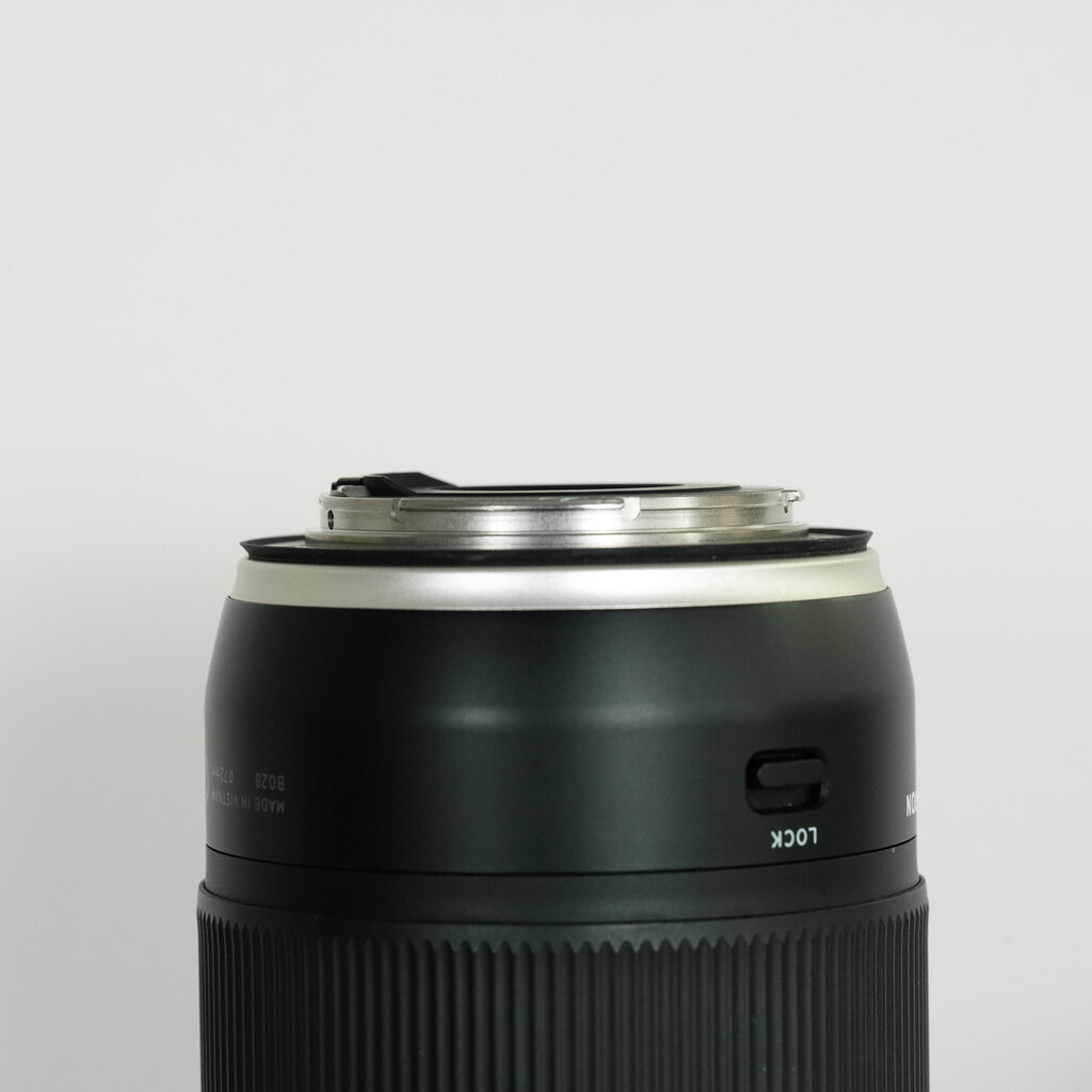 TAMRON 18-400mm F/3.5-6.3 Di II VC HLD (Model B028) [キヤノン用]の