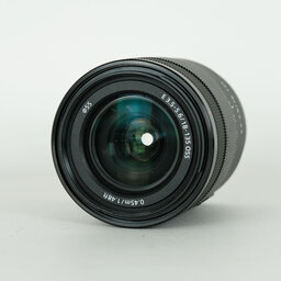 SONY E 18-135mm F3.5-5.6 OSS SEL18135