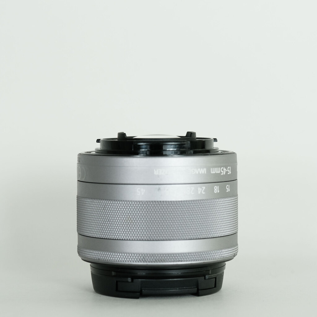 Canon EF-M15-45mm F3.5-6.3 IS STM Canon EF-M15-45mm F3.5-6.3 IS STM