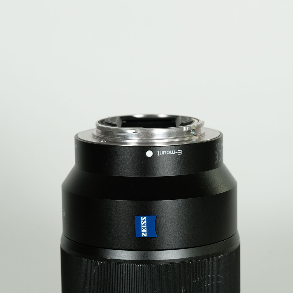 SONY Vario-Tessar T* FE 16-35mm F4 ZA OSS SEL1635Z SONY Vario-Tessar T* FE 16-35mm F4 ZA OSS SEL1635Z