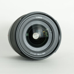 Panasonic LUMIX S 18mm F1.8 Panasonic LUMIX S 18mm F1.8